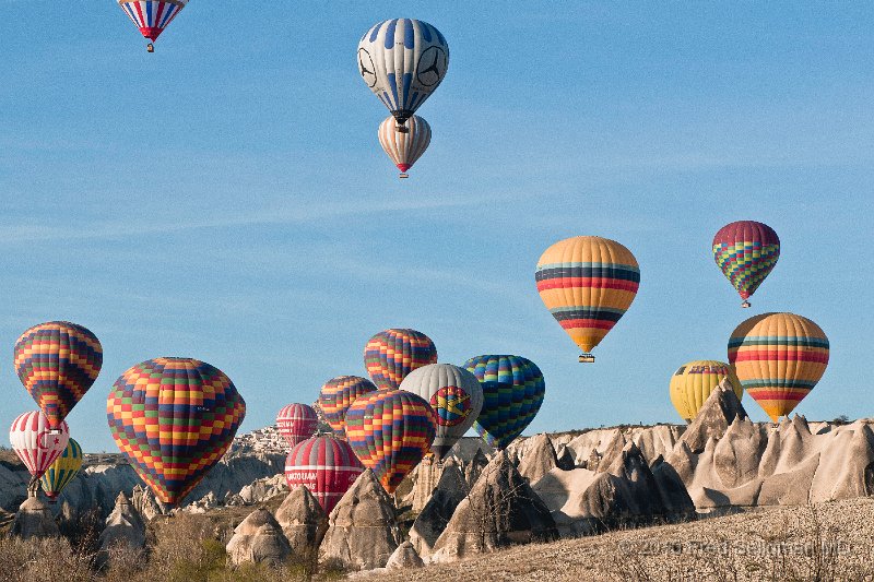 20100405_072235 D300.jpg - Ballooning in Cappadocia